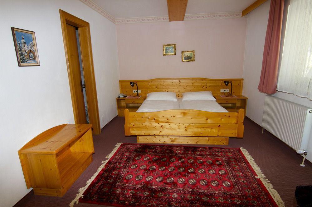 Hotel Rupertihaus Heiligenblut Esterno foto