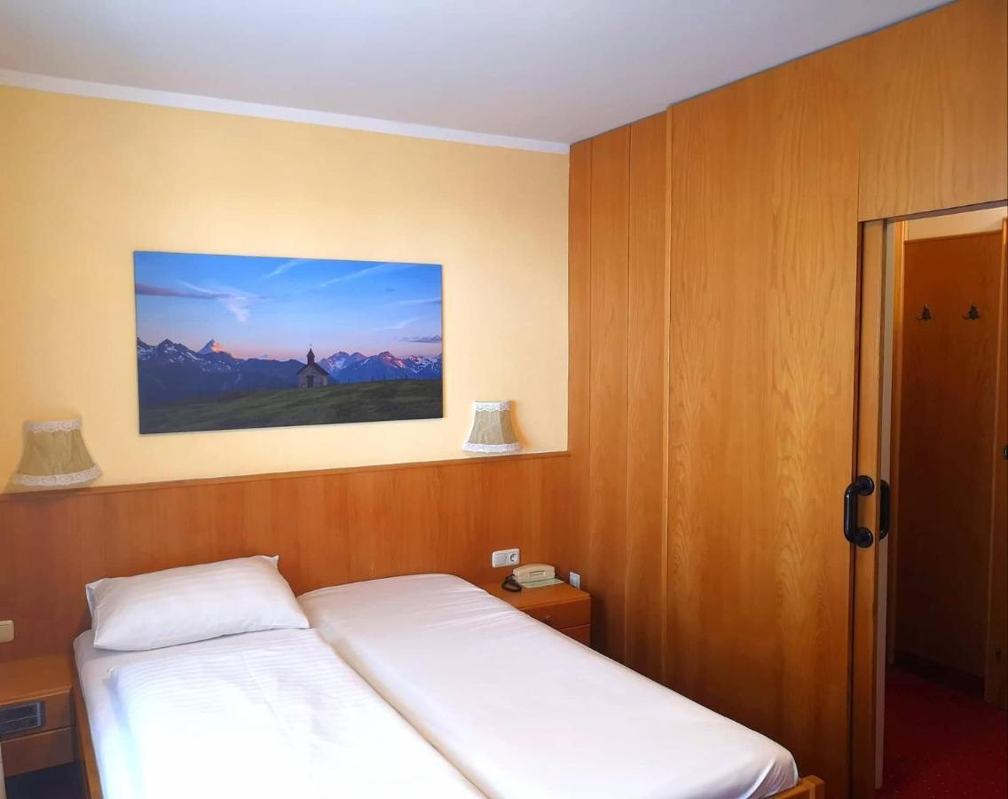 Hotel Rupertihaus Heiligenblut Esterno foto